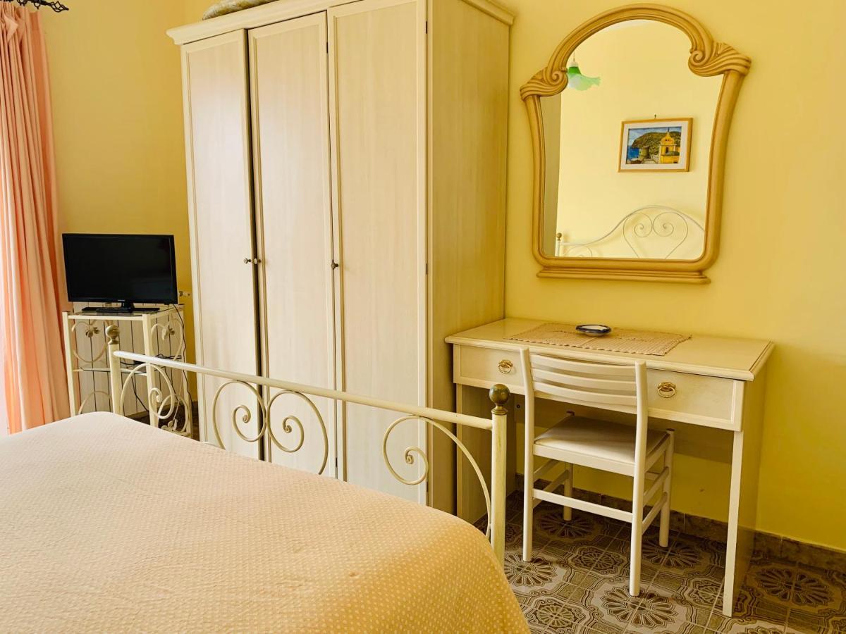 Pensione Casa Verde Sant'Angelo  المظهر الخارجي الصورة